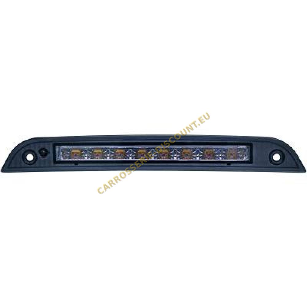 Feu stop additionnel — Ford Focus (2001-2004) (+2)