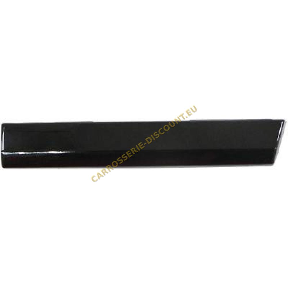 Baguette et bande protectrice, pare-chocs avant — Volkswagen T6 Multivan/Caravelle (2019-…)