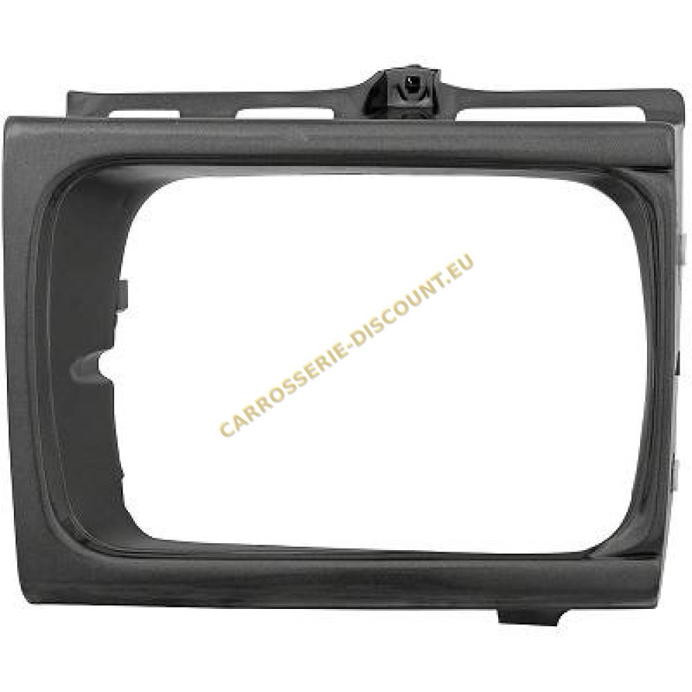Bordure de phare droite — Volkswagen Taro 4WD (1989-1997)